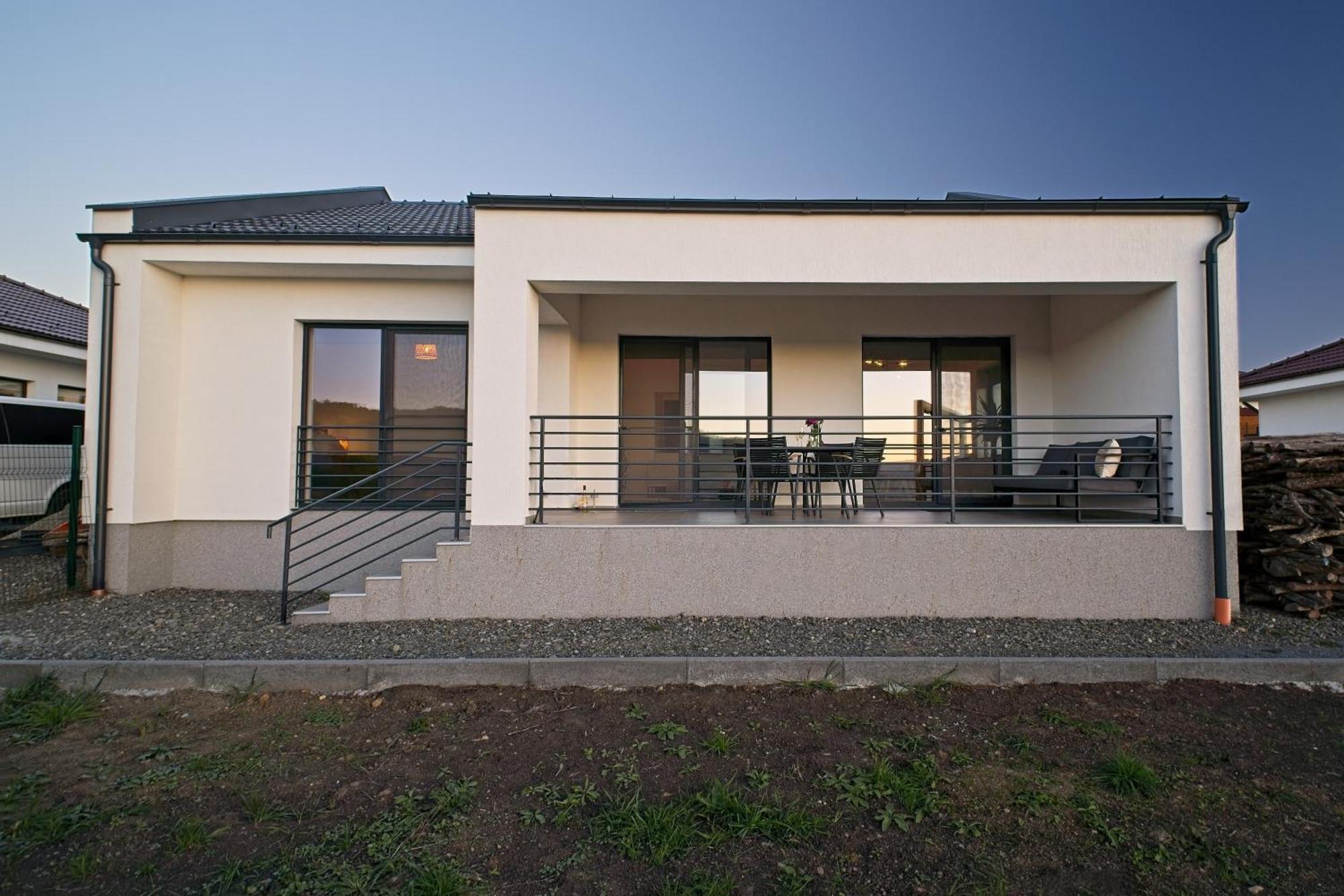 Sunset Hills Transylvania Ferienhaus